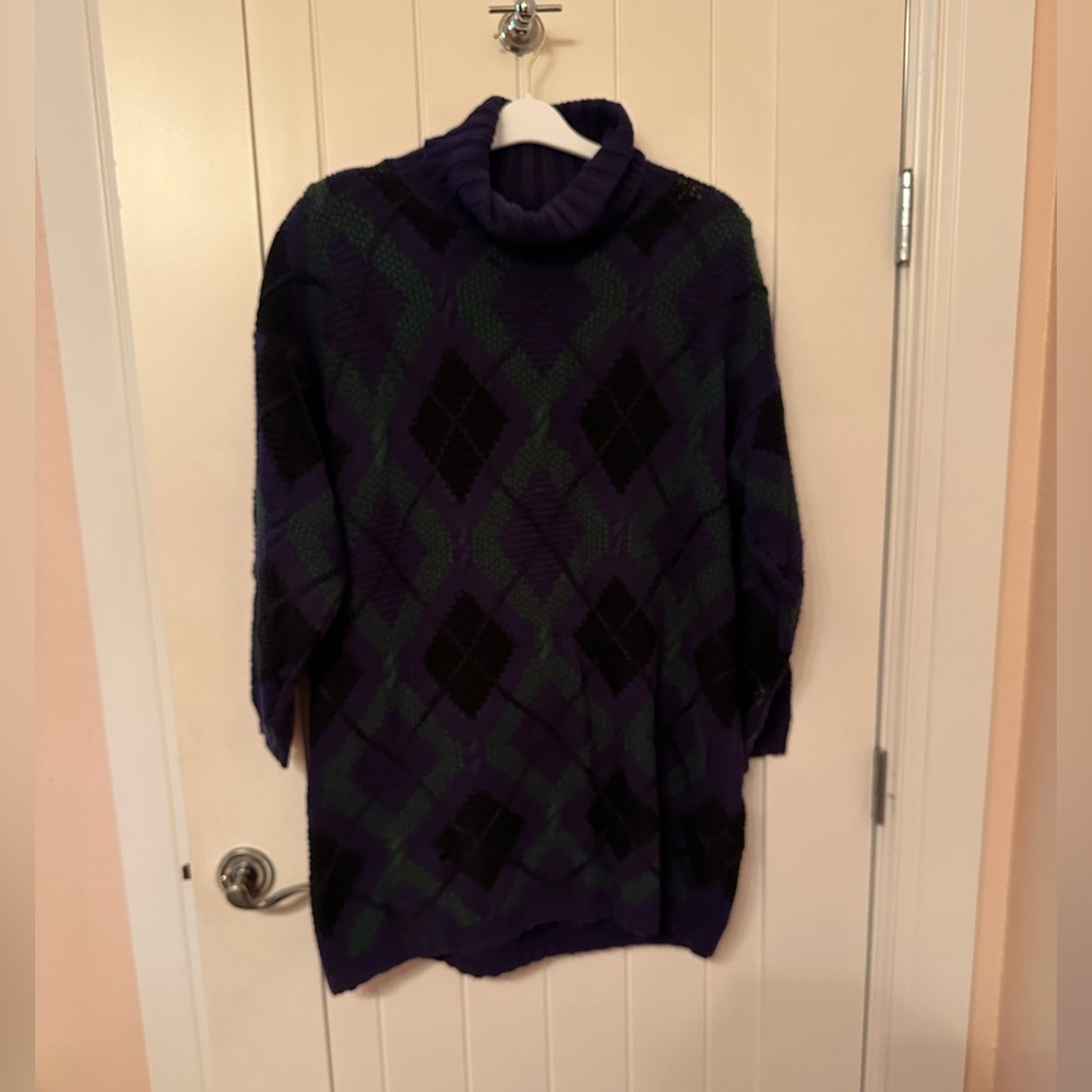 Joan rivers sweater